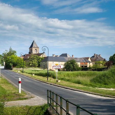 Gîte le Noyer - l'Ancien Vignoble Saint-Julien-de-Lampon Exterior foto