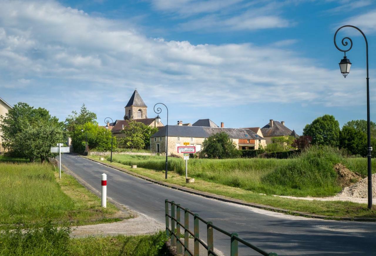 Gîte le Noyer - l'Ancien Vignoble Saint-Julien-de-Lampon Exterior foto